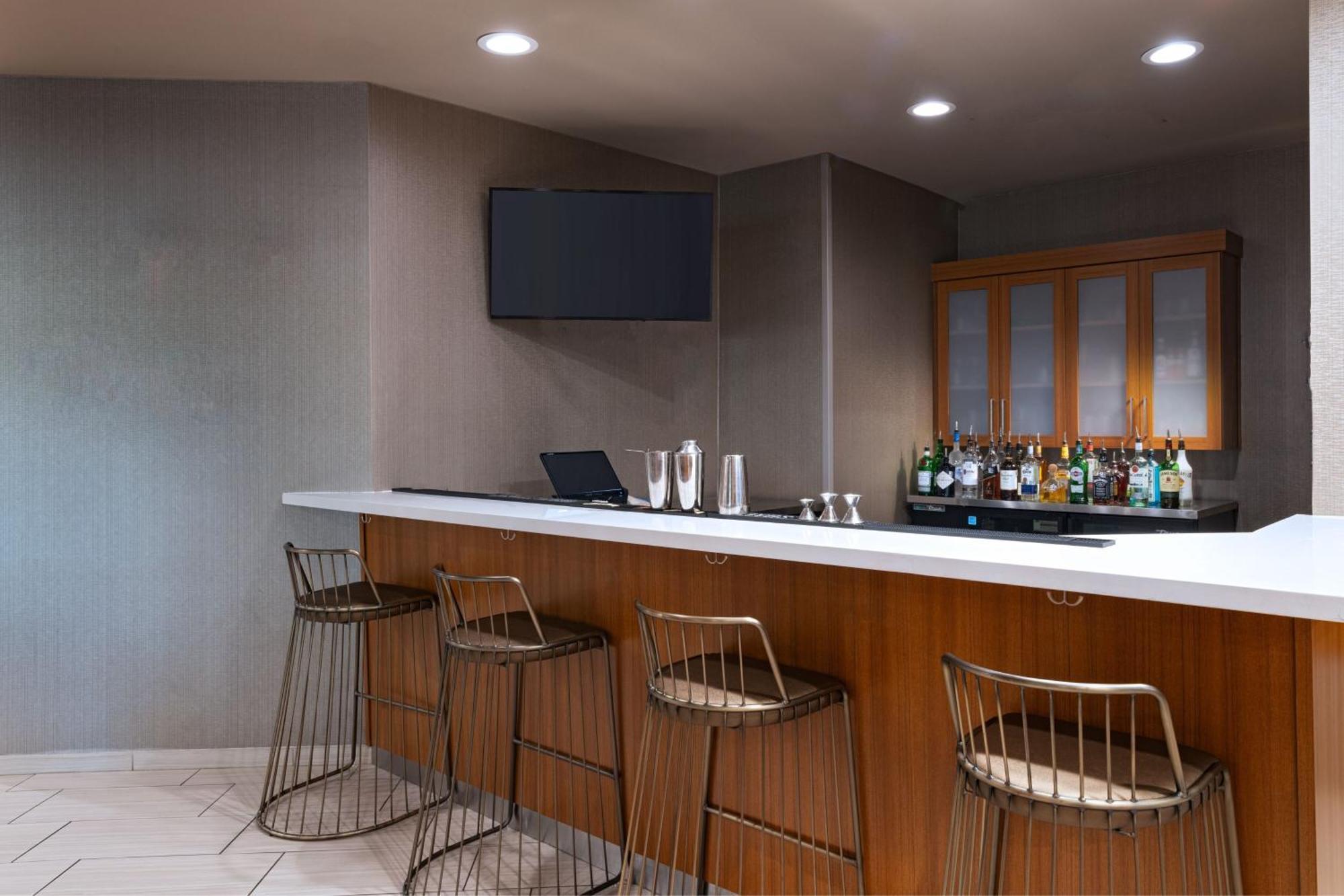 Springhill Suites By Marriott Dallas Dfw Airport East Las Colinas Ирвинг Экстерьер фото
