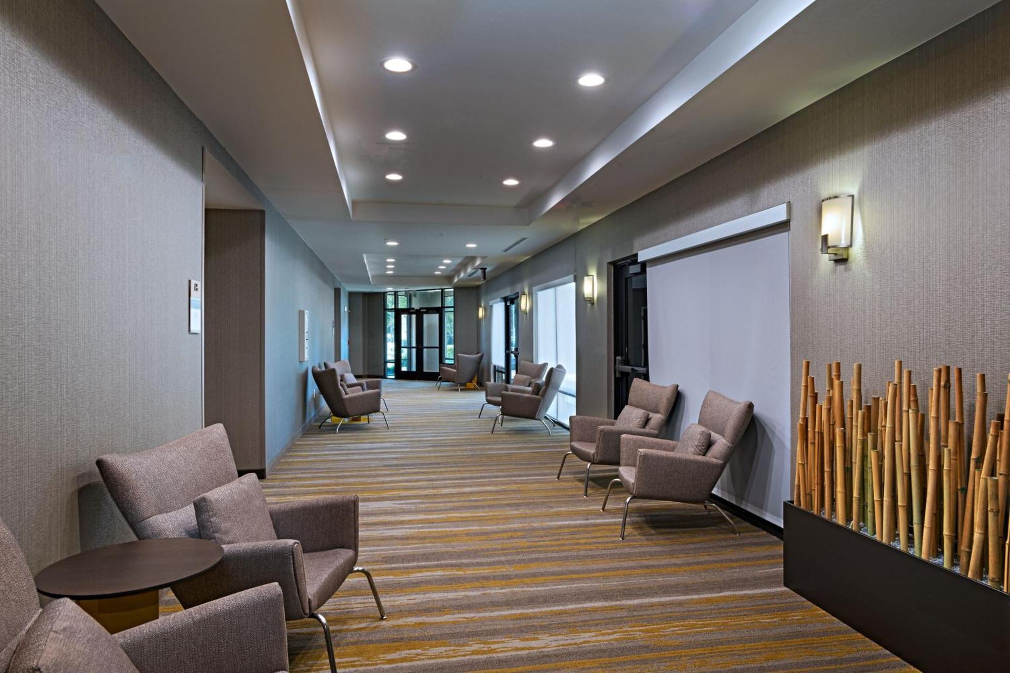 Springhill Suites By Marriott Dallas Dfw Airport East Las Colinas Ирвинг Экстерьер фото